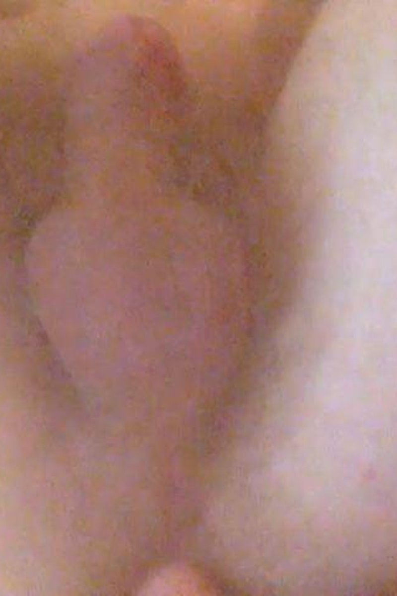 Butt Plug Play - Screenshot 1 of 4 - Anal