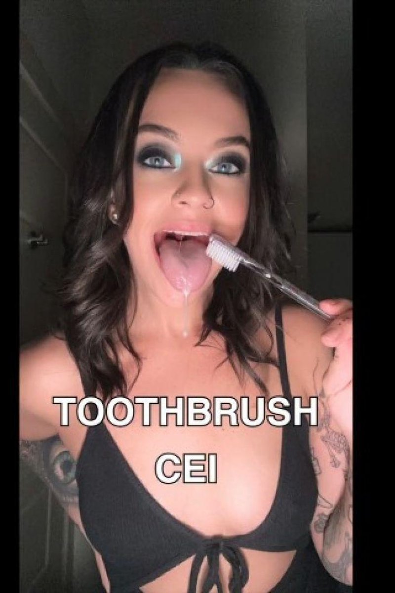 Toothbrush CEI - Screenshot 1 of 4 - Blowjob