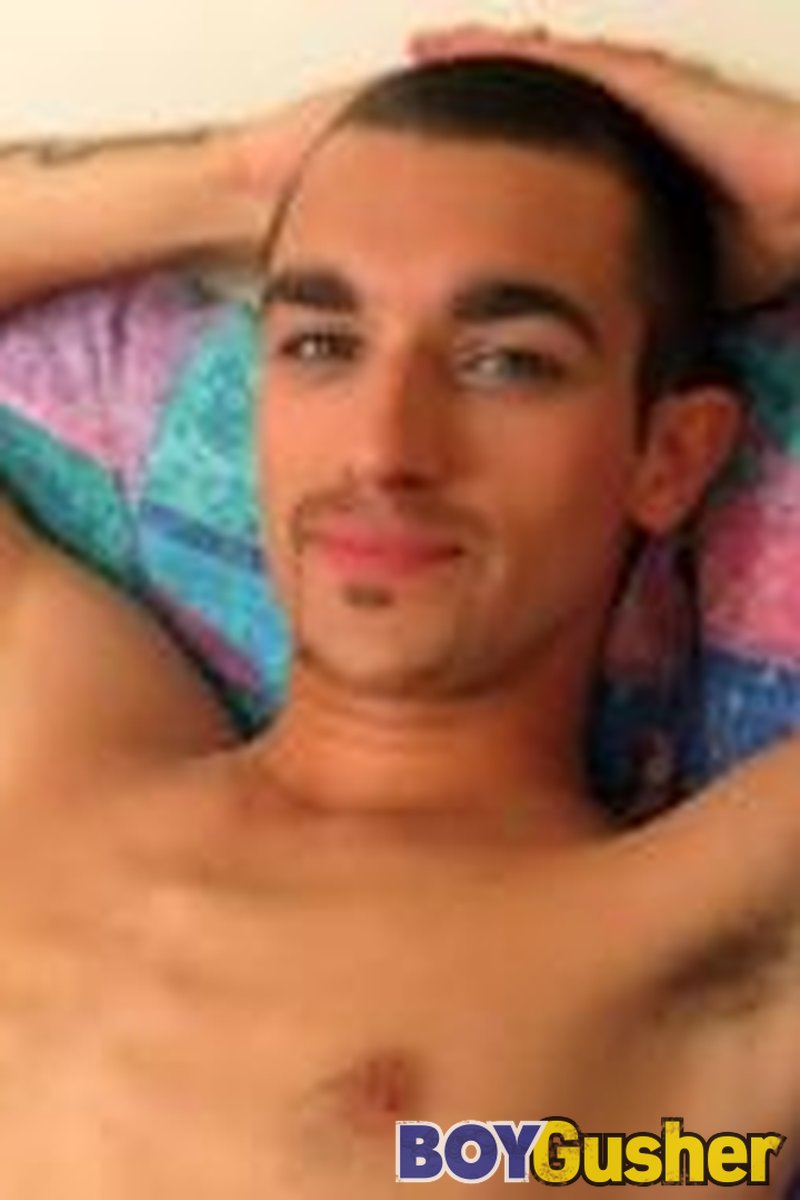 Damien - Screenshot 1 of 4 - Gay