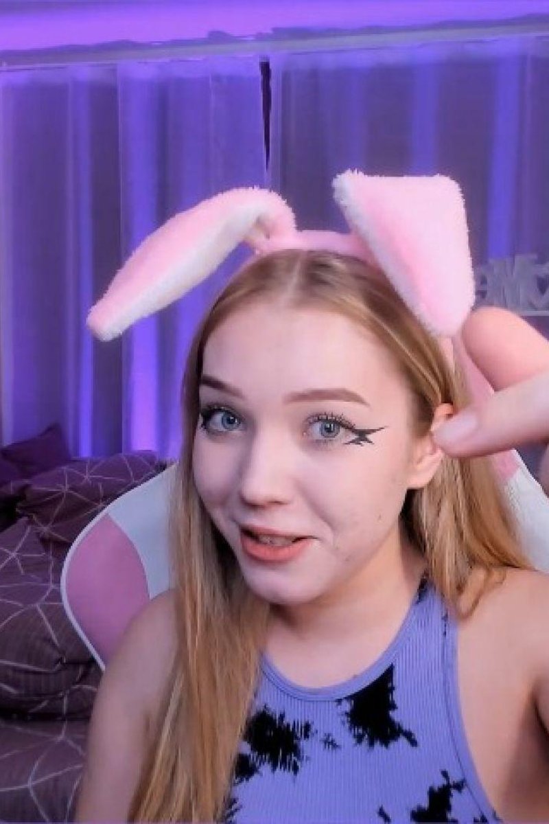 Penis - Screenshot 1 of 4 - Big Ass