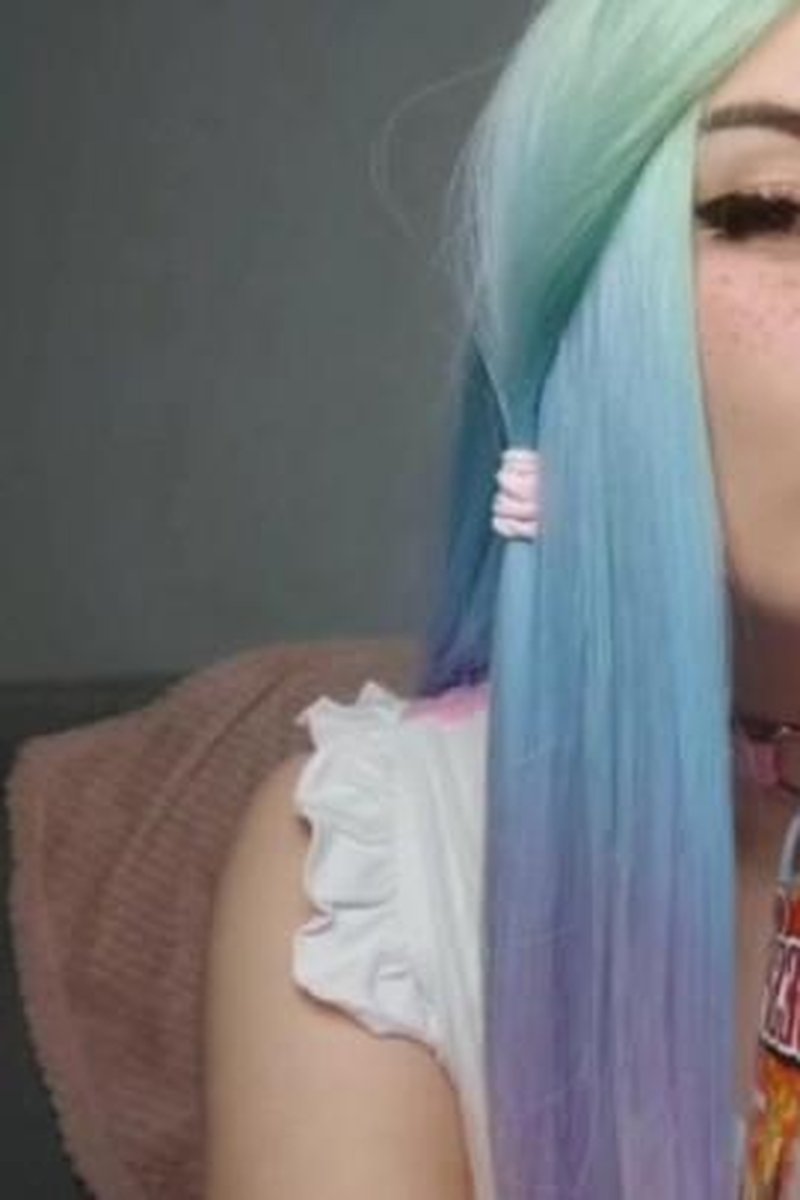 Weird Vlog - Screenshot 1 of 4 - Food
