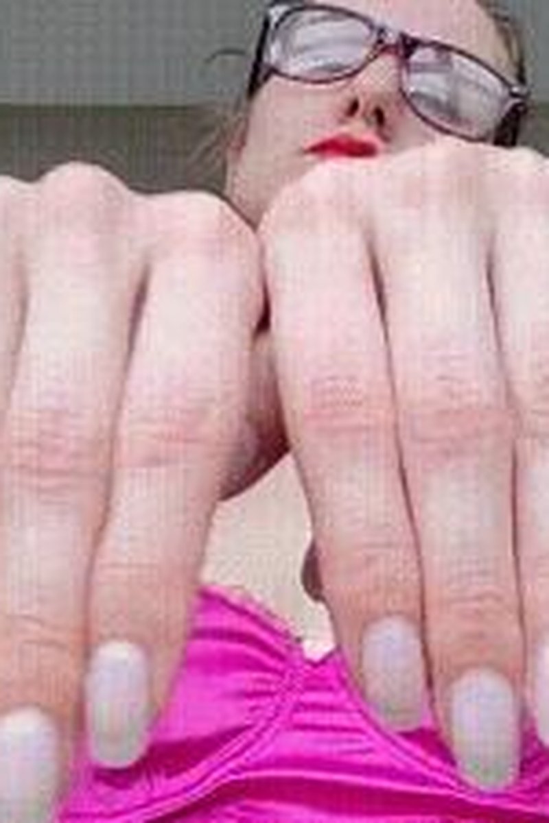 Clear Polish Nails & Hands - Screenshot 1 of 4 - Fetish