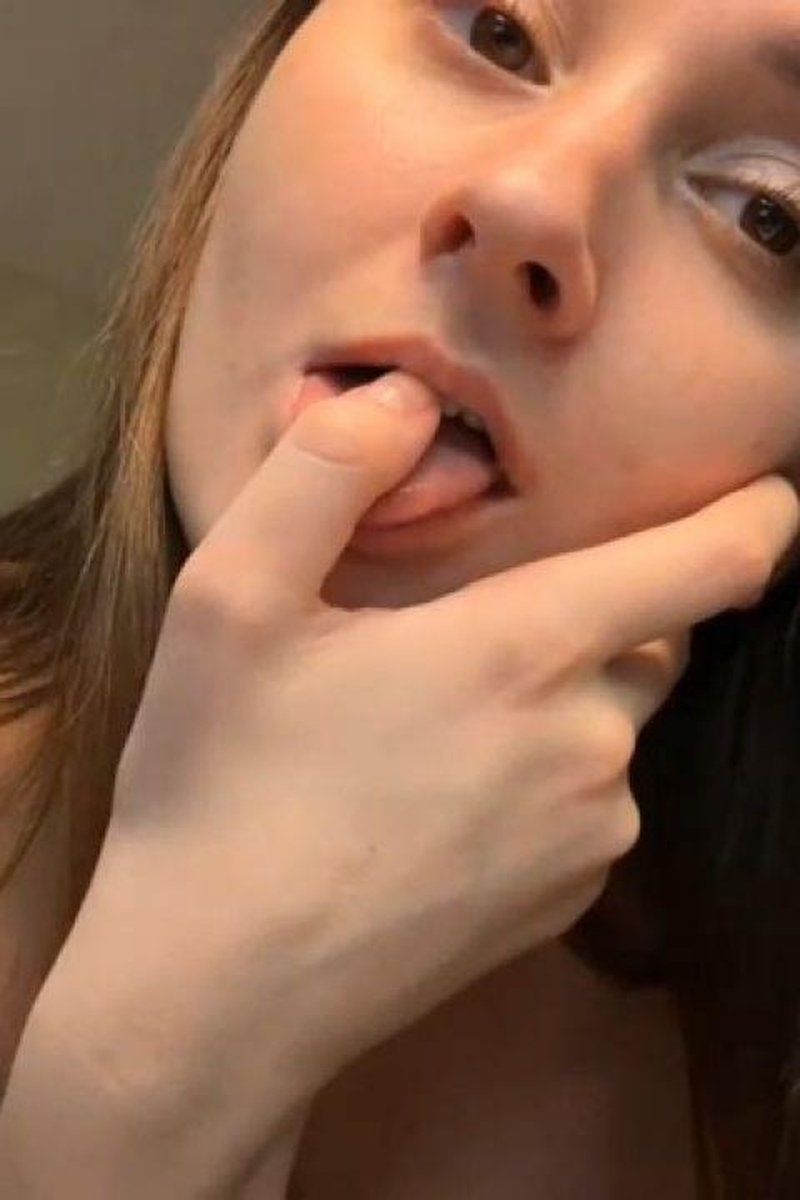 Teasing With Finger - Screenshot 1 of 4 - 18years