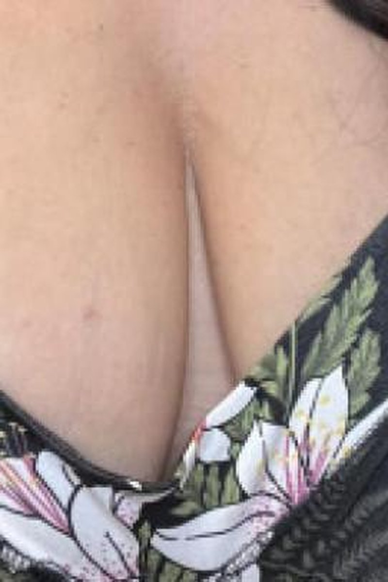 Nude Pissing MILF - Screenshot 1 of 4 - Babes