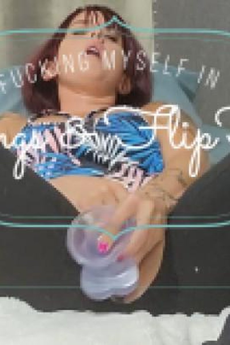 Fucking Myself In Leggings & Flipflops - Screenshot 1 of 4 - Leggings