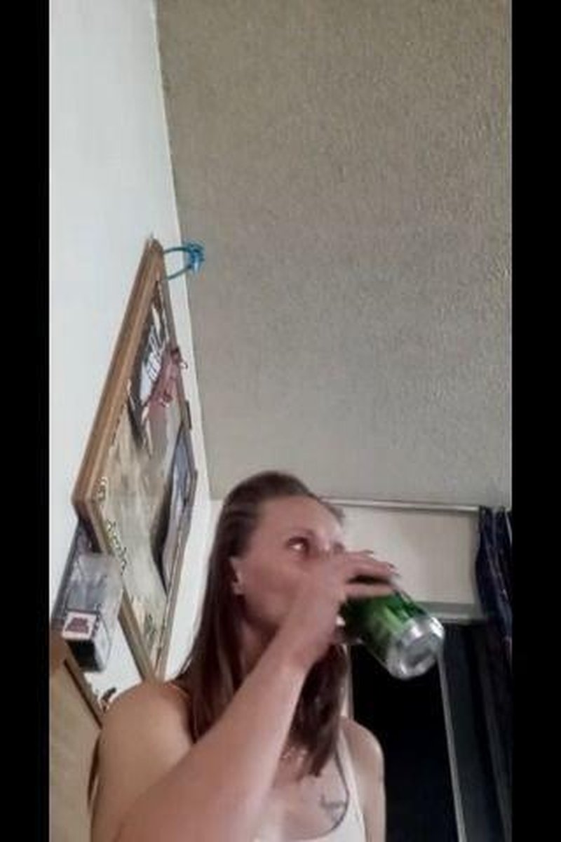 Half Time With Daisy - Screenshot 1 of 4 - Coughing Fetish