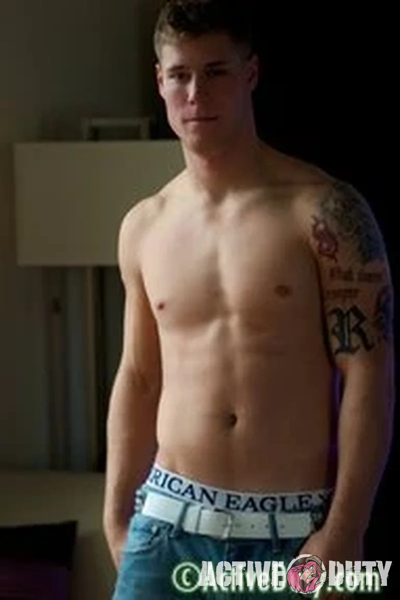 Davis - Screenshot 1 of 4 - Big Dick