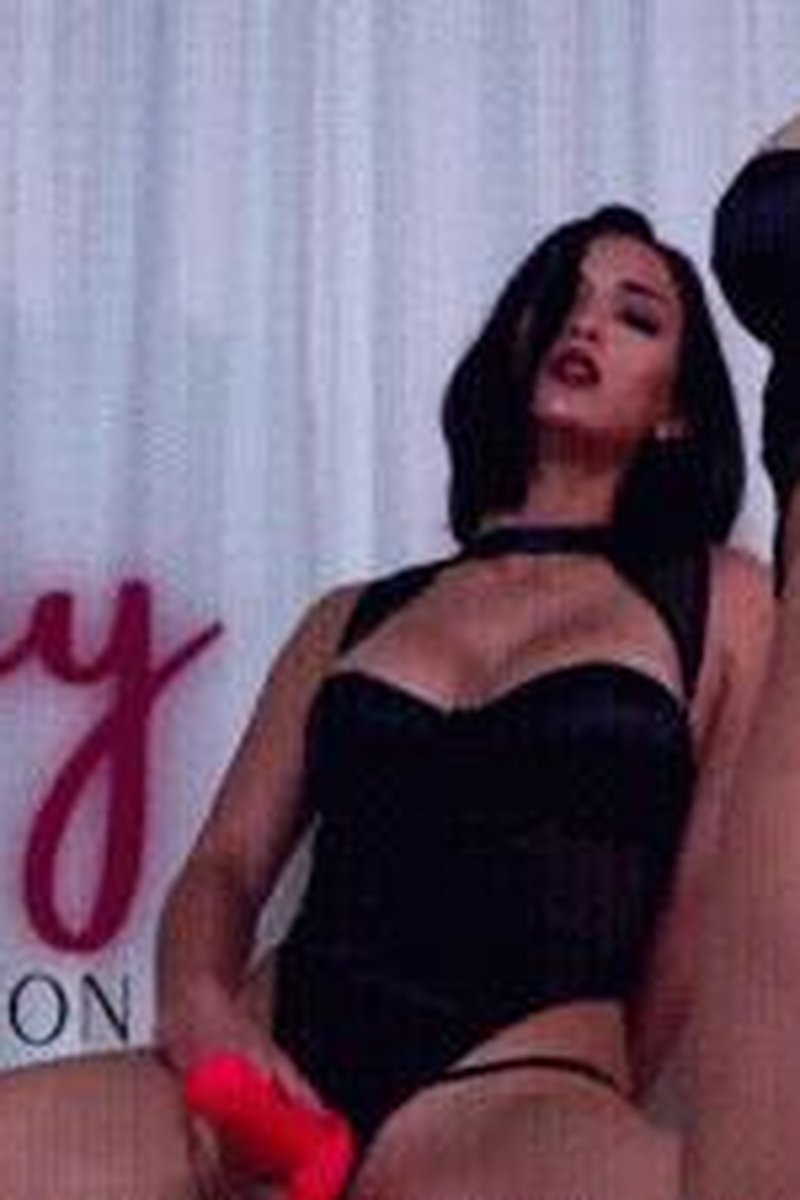 Too Gay To Function - Screenshot 1 of 4 - Big Tits