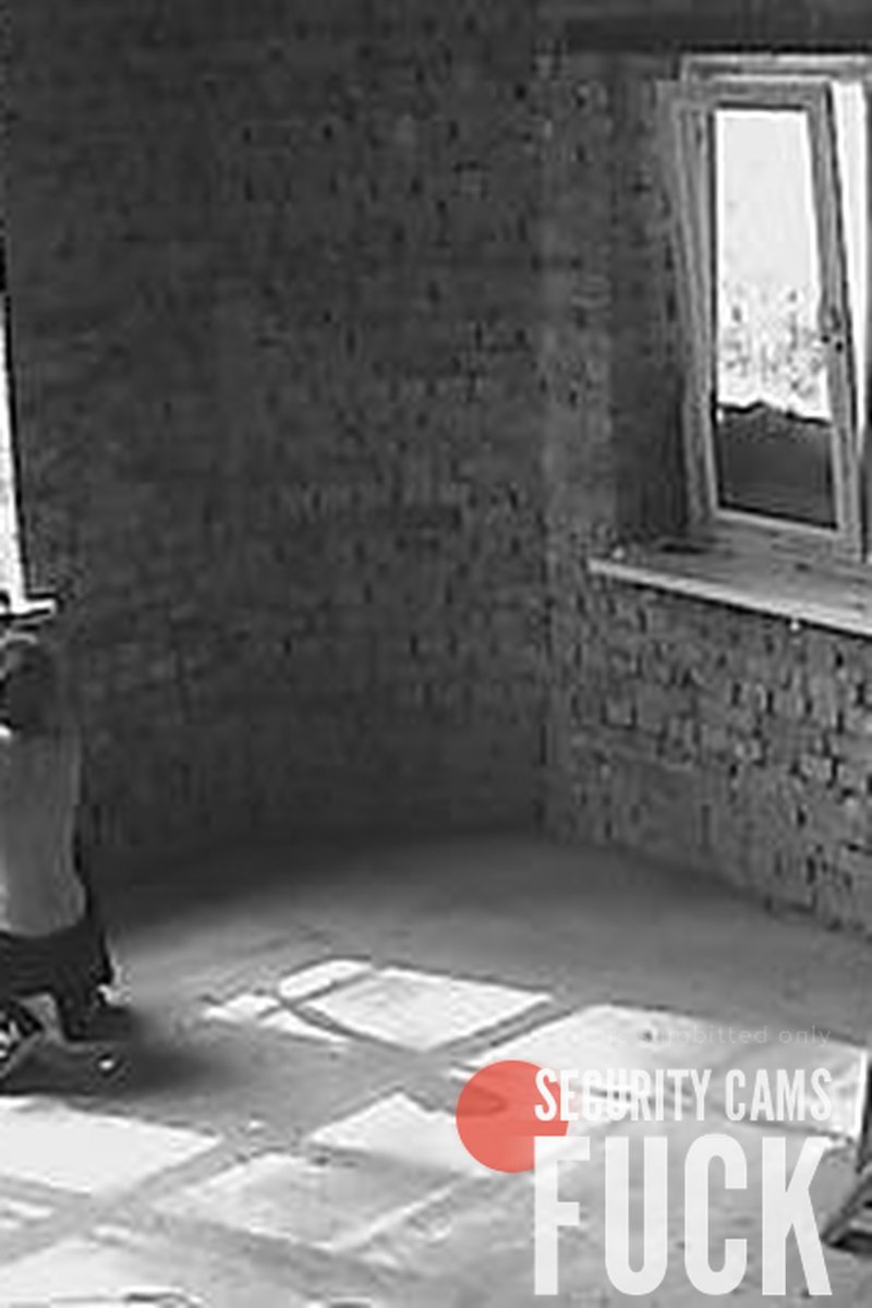 Insane Fuck and Suck at the Worksite! - Screenshot 1 of 4