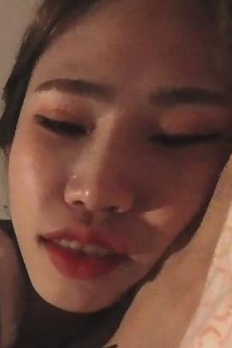 100% Amateur Anal With Bella Lips Thai Ladyboy - Screenshot 1 of 4 - All Sex