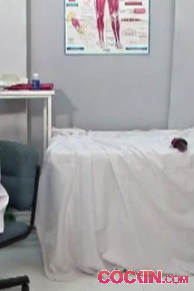 Private Practice 1 3 - Screenshot 1 of 4 - Gay