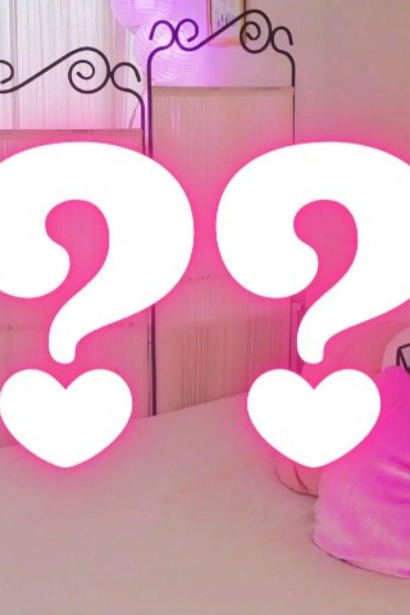 Question Mark - Screenshot 1 of 4 - Femdom