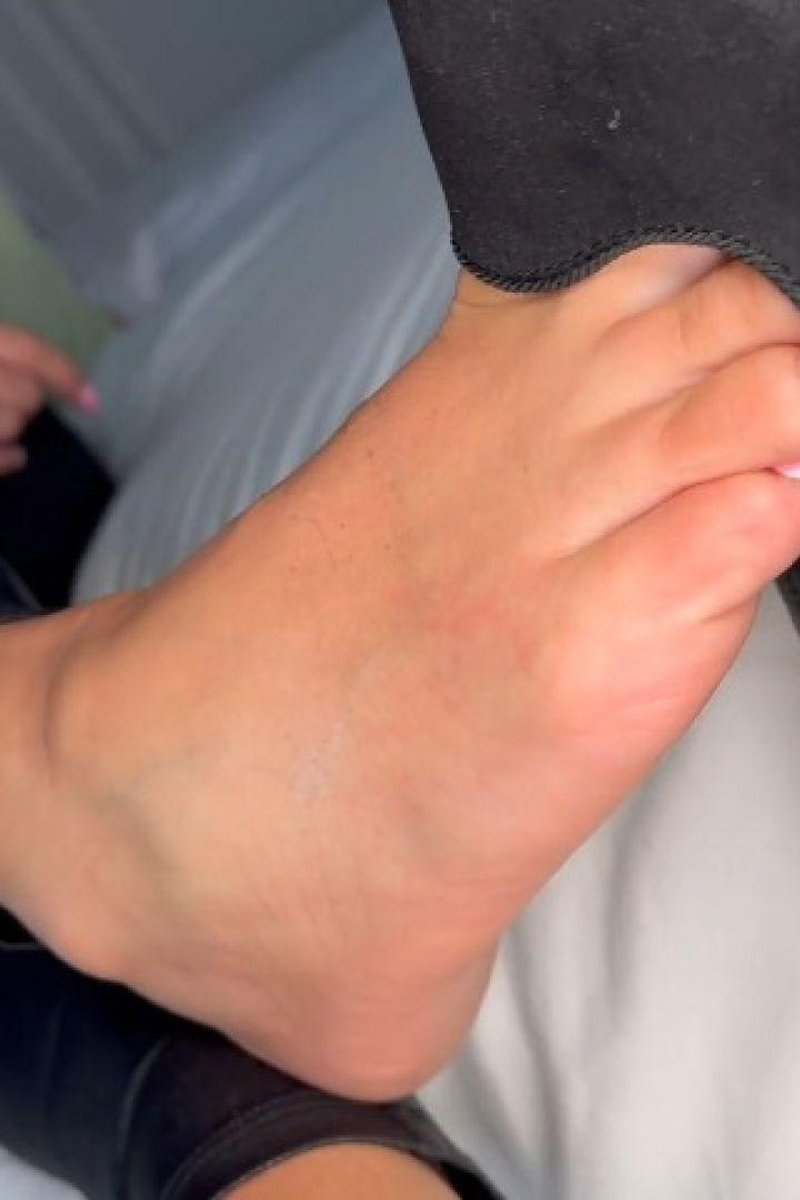Ballet Flats JOI - Screenshot 1 of 4 - Foot Fetish