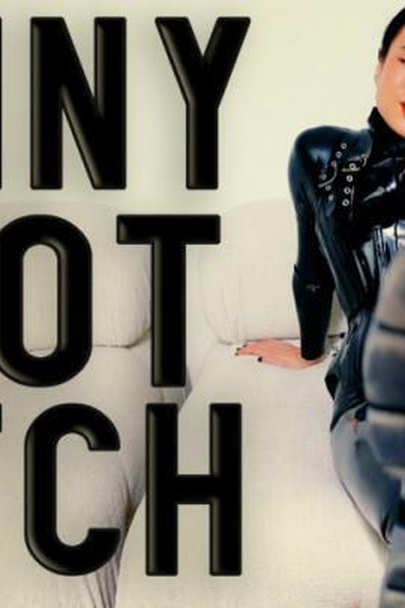 Shiny Boot Bitch - Screenshot 1 of 4 - Asian