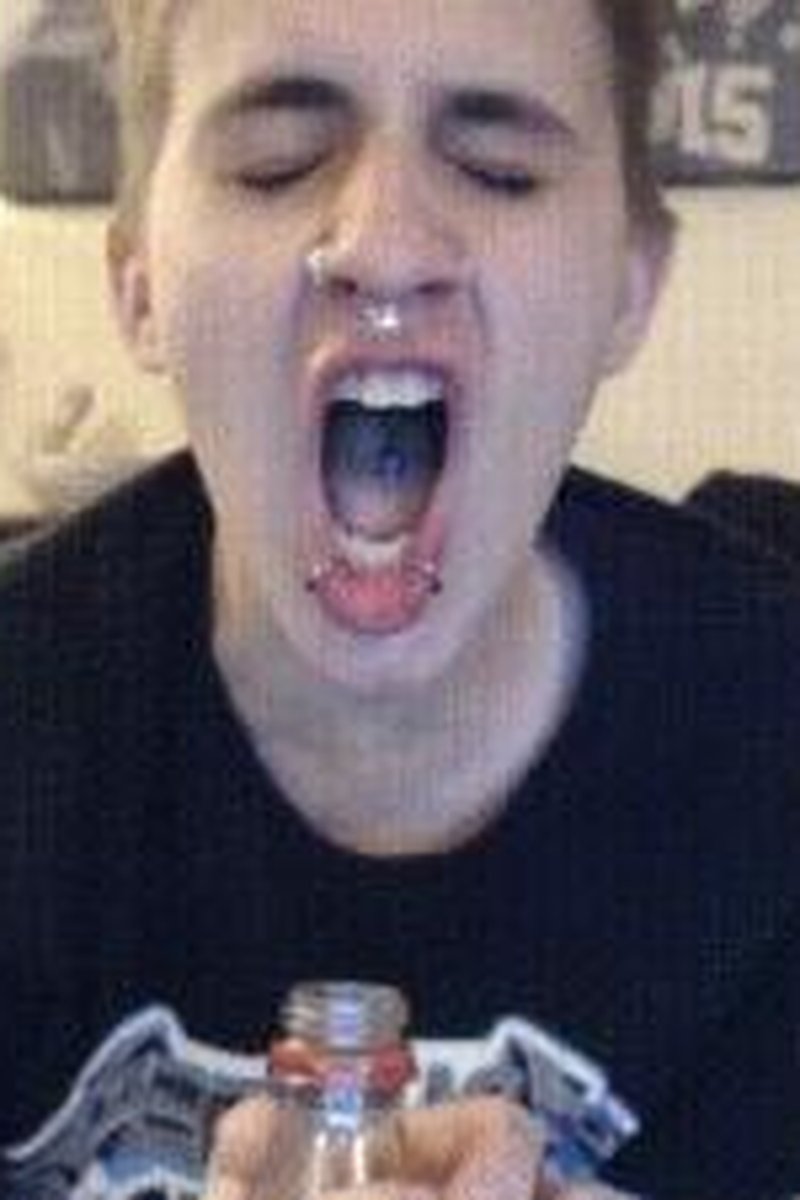 Mega Belch - Screenshot 1 of 4 - Belching