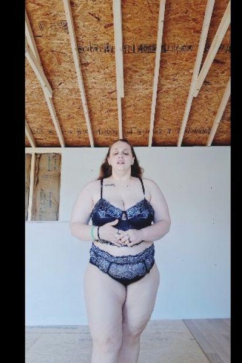 Uncle Derek - Screenshot 1 of 4 - BBW