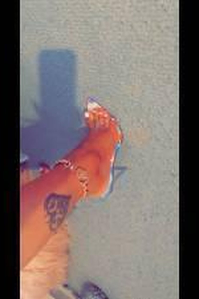 Pretty Heels - Screenshot 1 of 4 - Foot Fetish