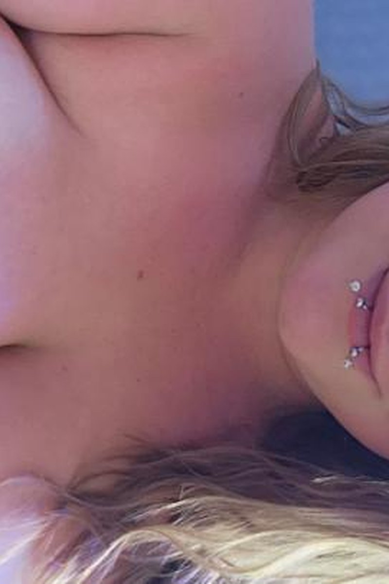 Butt Plugs - Screenshot 1 of 4 - Amateur