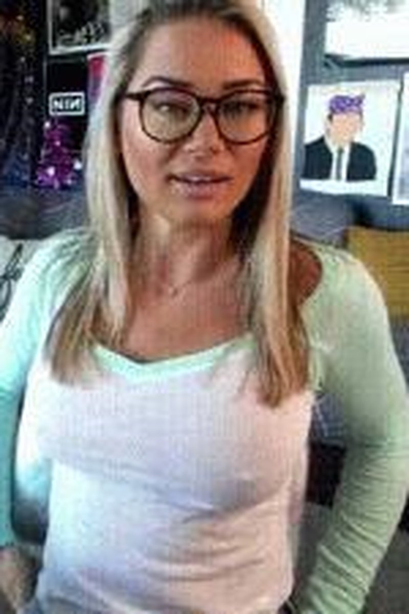 Zoom Call - Screenshot 1 of 4 - Ass Fetish