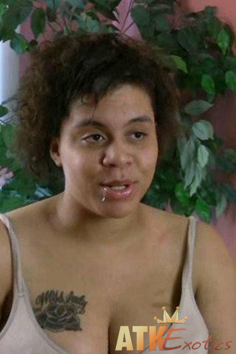 Nykole - Interview - Screenshot 1 of 4 - Interview