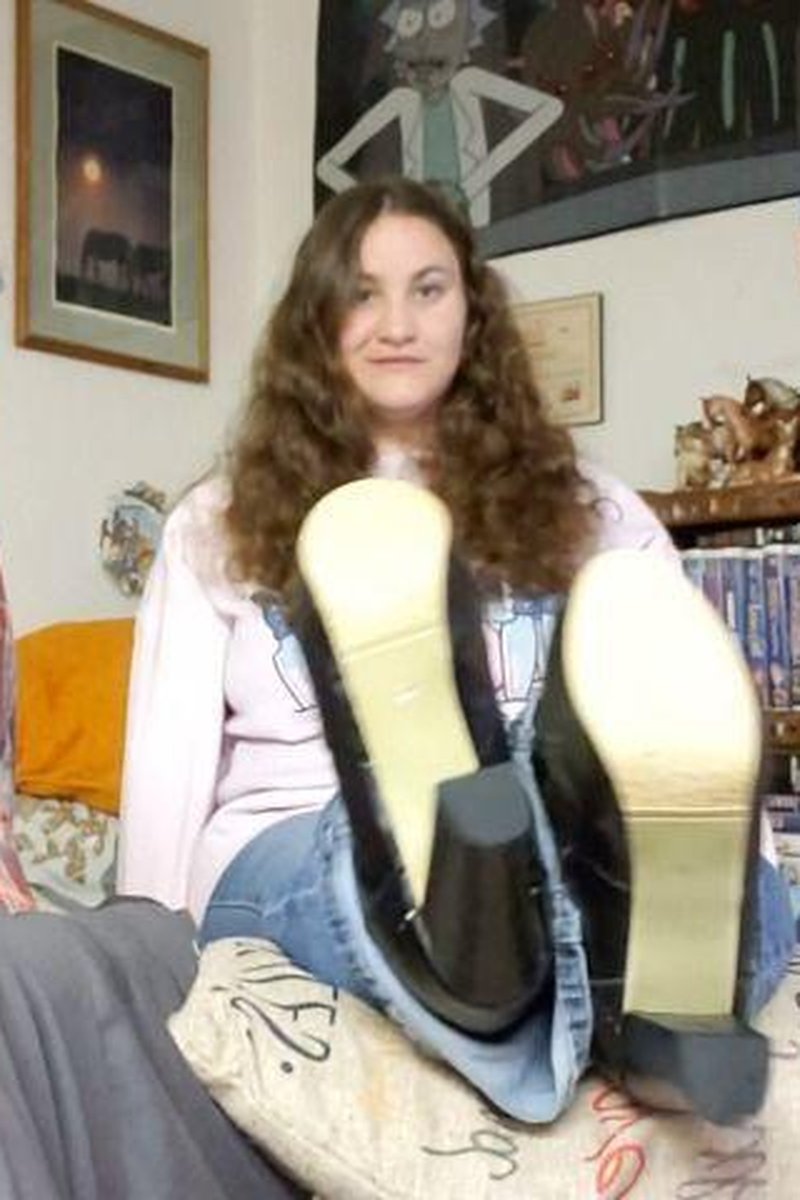 Footsies - Screenshot 1 of 4 - Boots