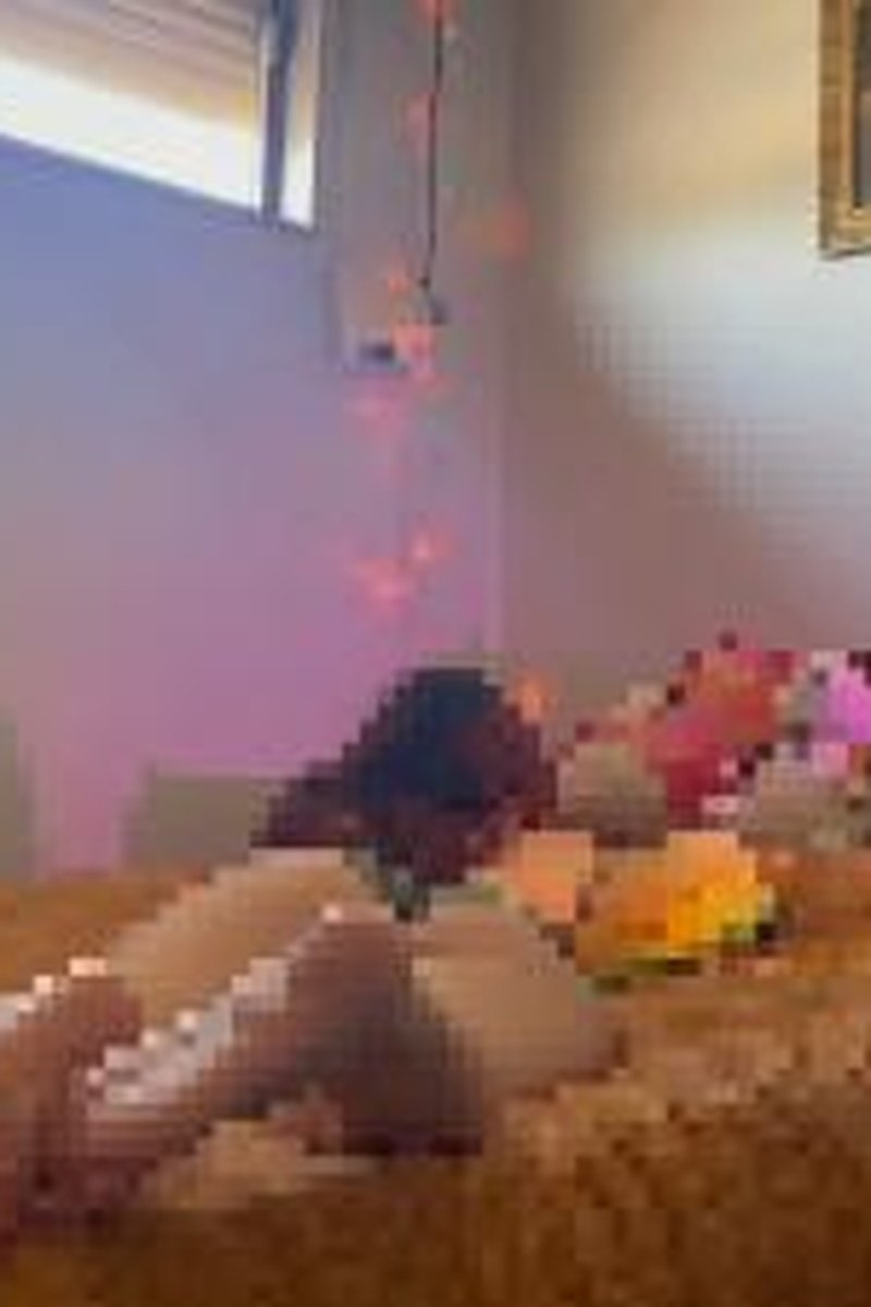 Ignoring You While I Study (Beta Safe) - Screenshot 1 of 4 - Ass Worship
