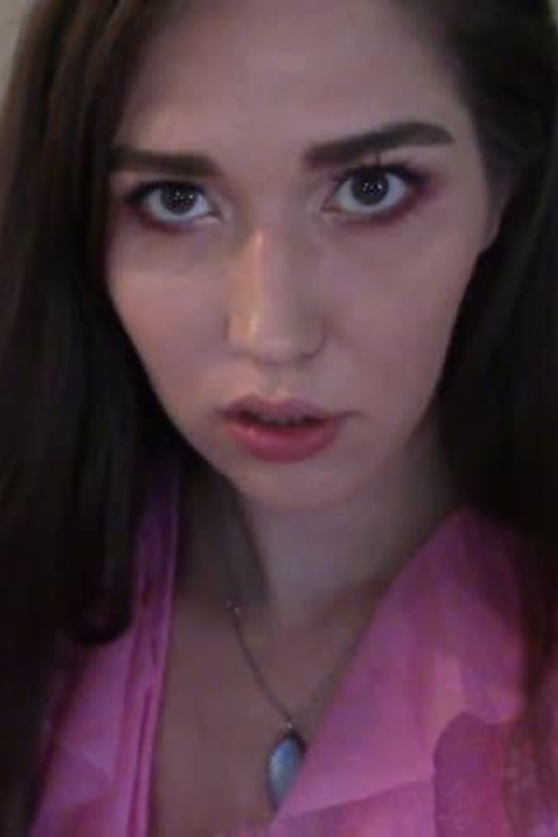 Flip Off Ripoff - Screenshot 1 of 4 - Goddess Venus Femdom