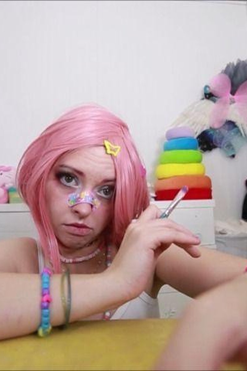 Dolly - Screenshot 1 of 4 - Cosplay