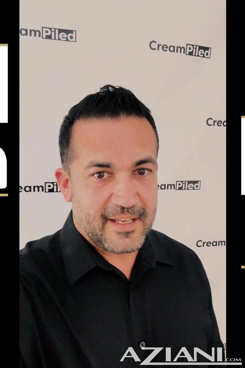 Derek On Sofie - Screenshot 1 of 4 - Illicit Derek