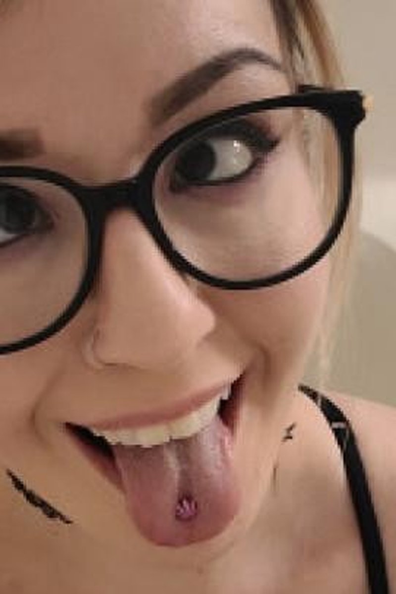 POV Shower BJ - Screenshot 1 of 4 - Ahegao