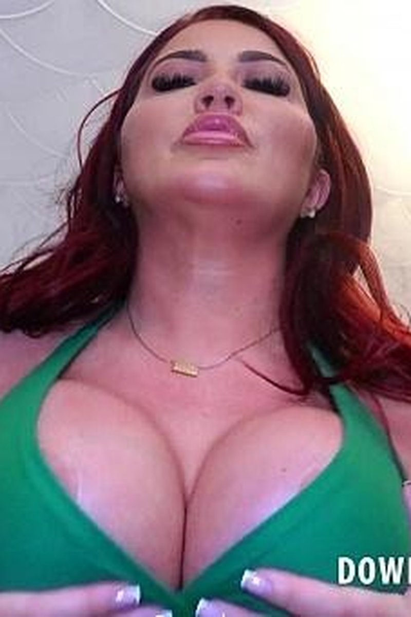 Jacqui Ryland - Screenshot 1 of 4 - Downblouse