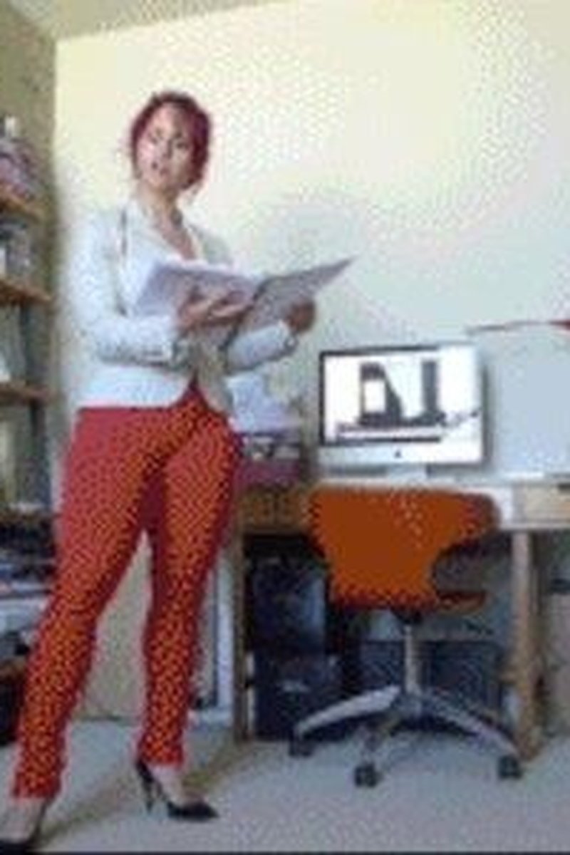 Camel Toe Mp4 - Screenshot 1 of 4 - Blackmail