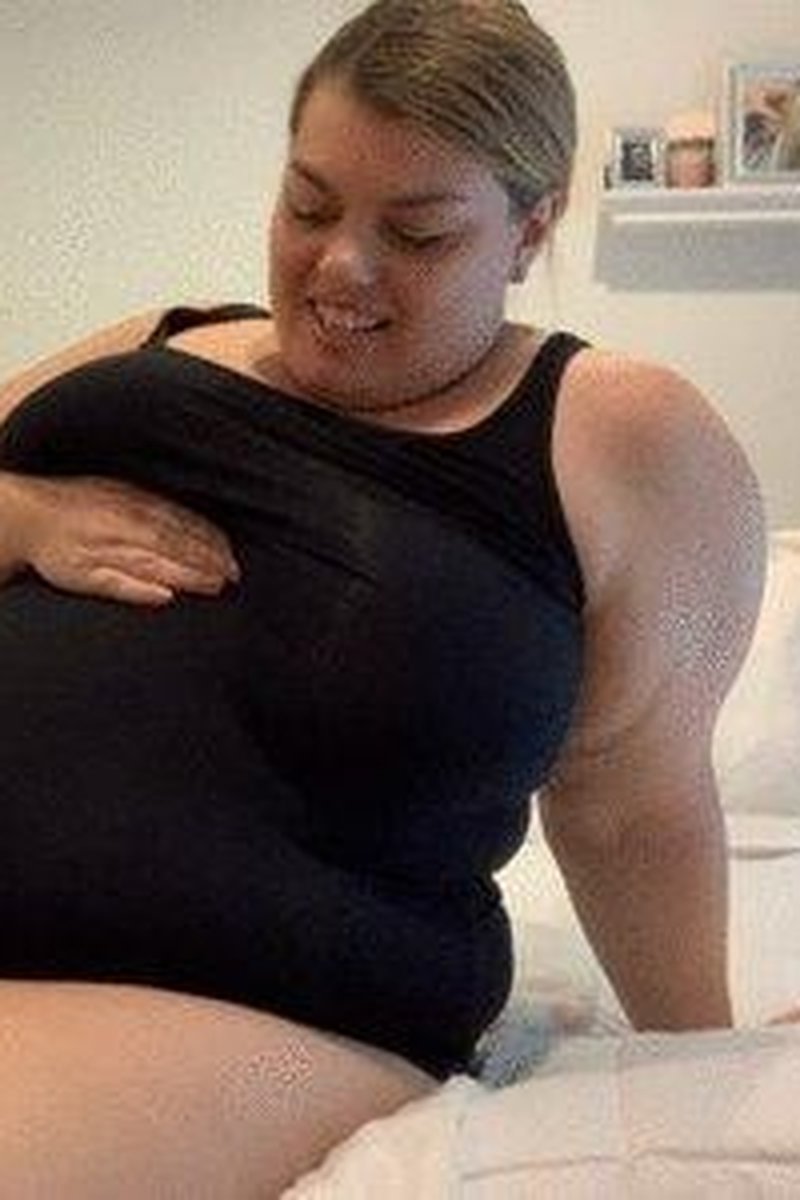 Extra Weight - Screenshot 1 of 4 - BBW
