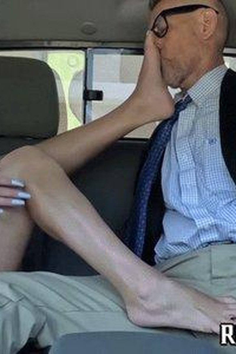 Cum In Your Pants (2nd Angle) - Mizz Unique 5k Uhd Mp4 - Screenshot 1 of 4 - Cum In Pants