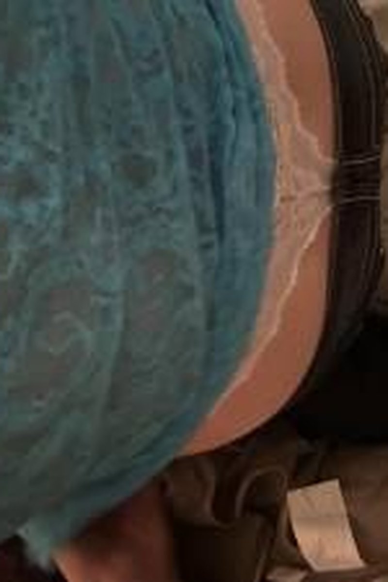 Whale Tale - Screenshot 1 of 4 - Brown Hair