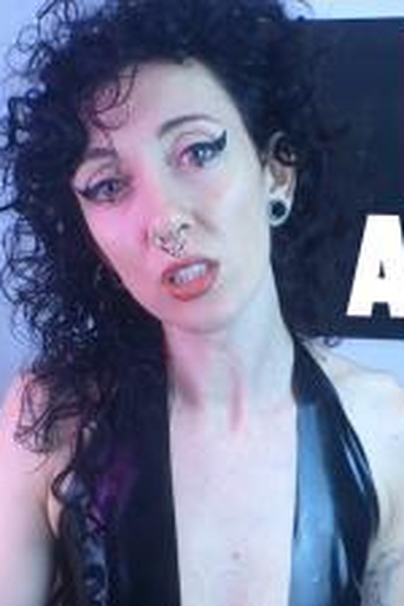 Pig Addict - Screenshot 1 of 4 - Addiction Fetish
