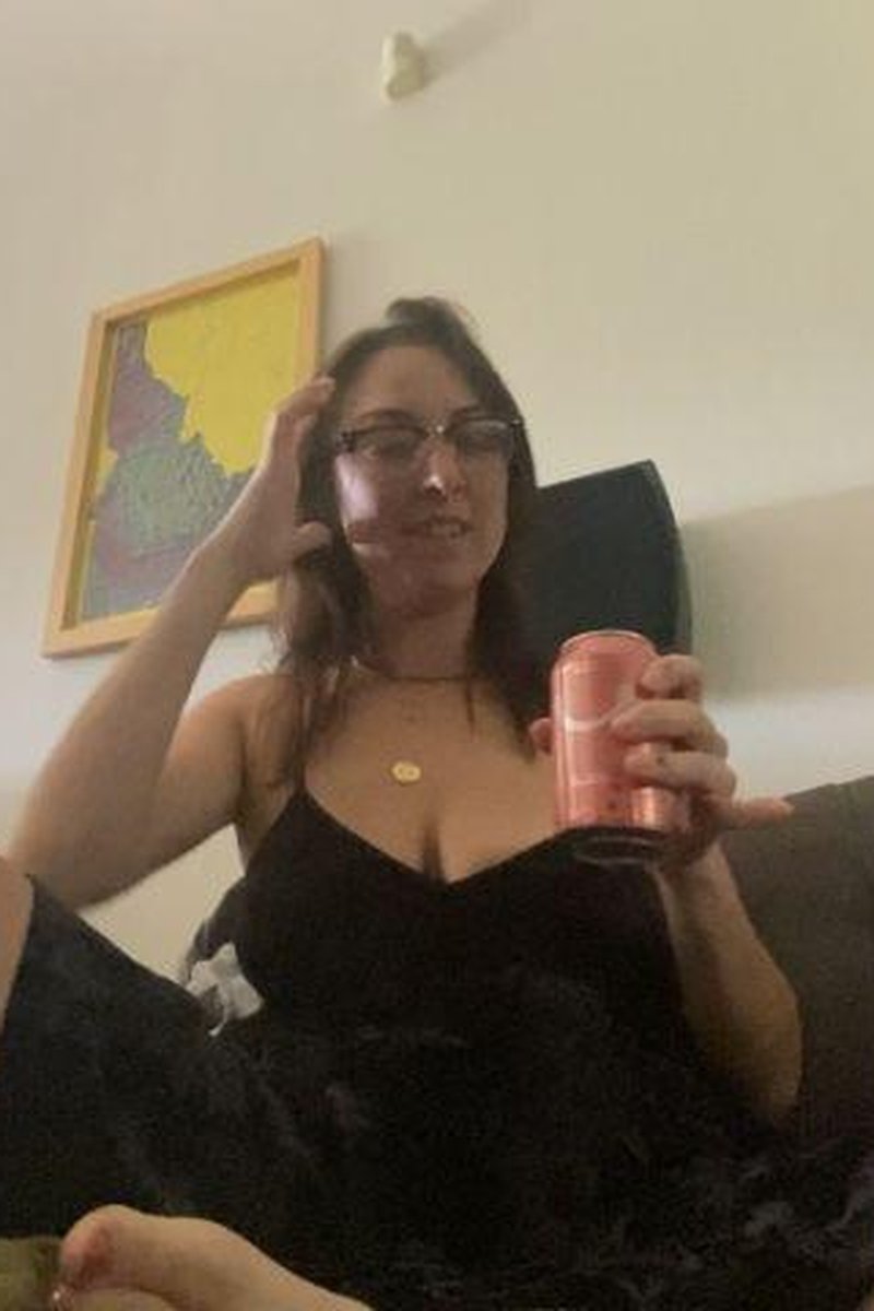 Burping - Screenshot 1 of 4 - Belly Fetish