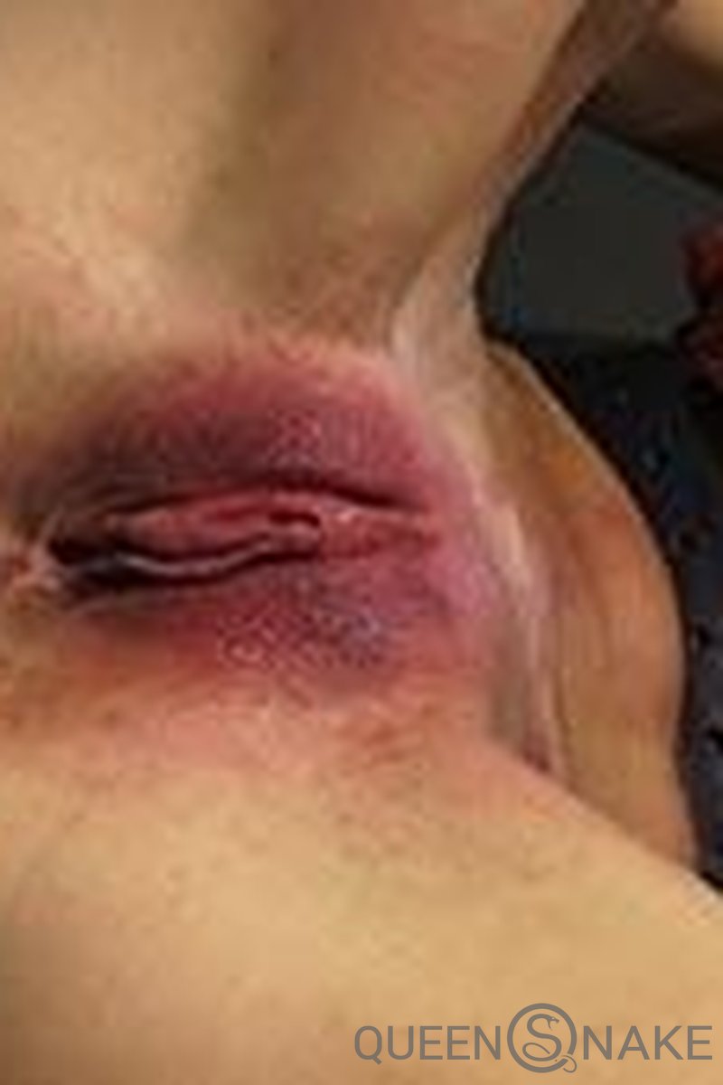 Paddling - Screenshot 1 of 4 - Bondage