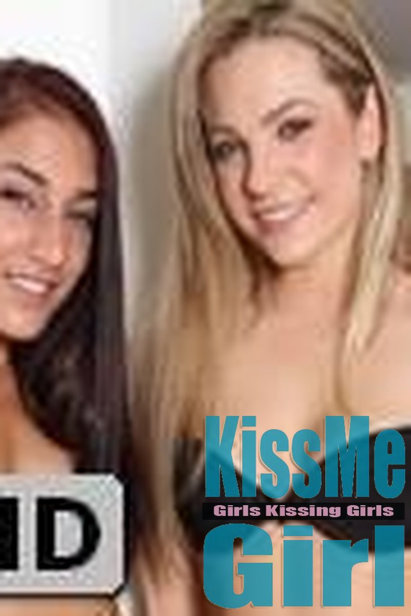 Mischa & Bailey - Screenshot 1 of 4 - Kissing