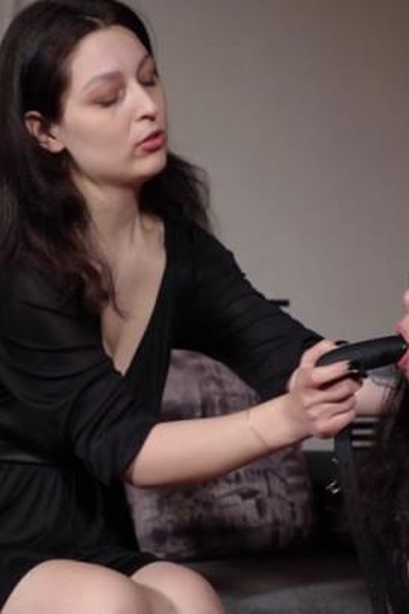 Step-Mother Will Train Your Throat To Take All The Dicks - Screenshot 1 of 4 - BDSM