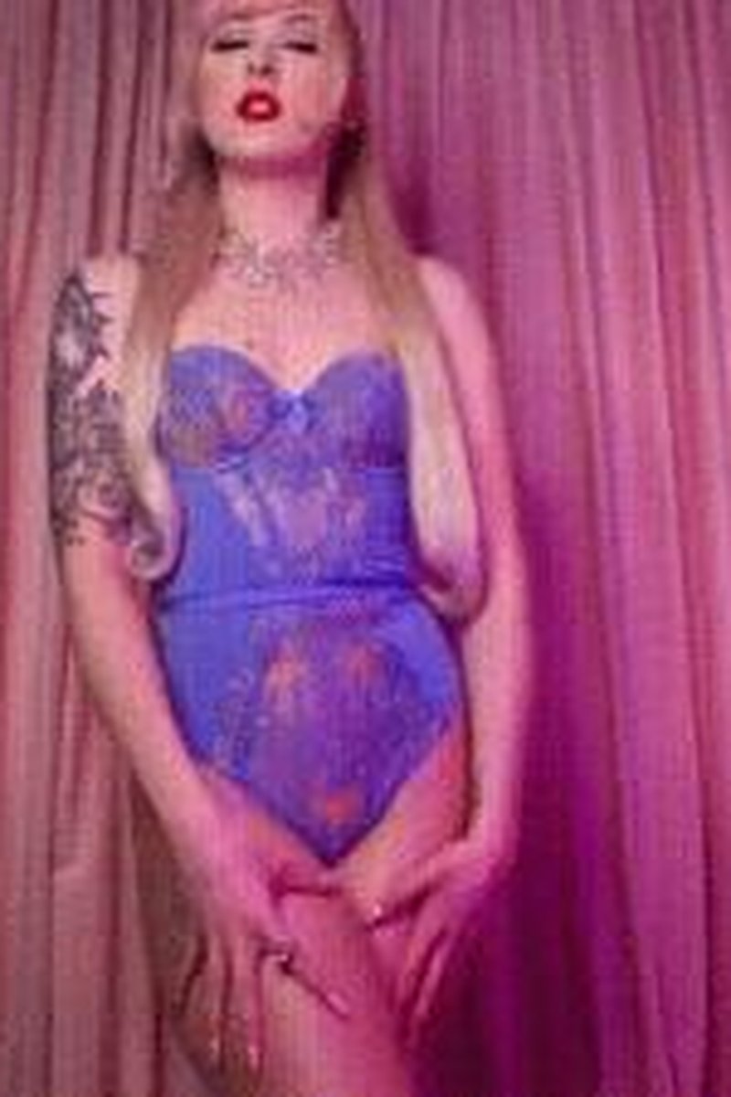 Encouraged Feminization - Screenshot 1 of 4 - Cum Eating Instruction