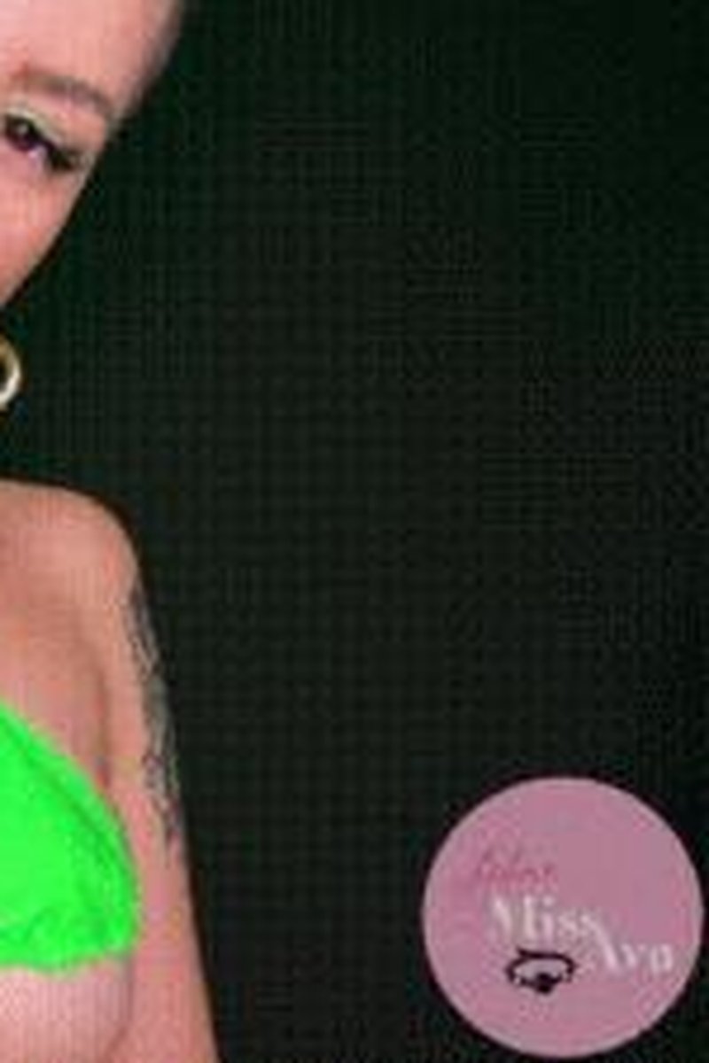 Seductive Titnosis - Screenshot 1 of 4 - Captive