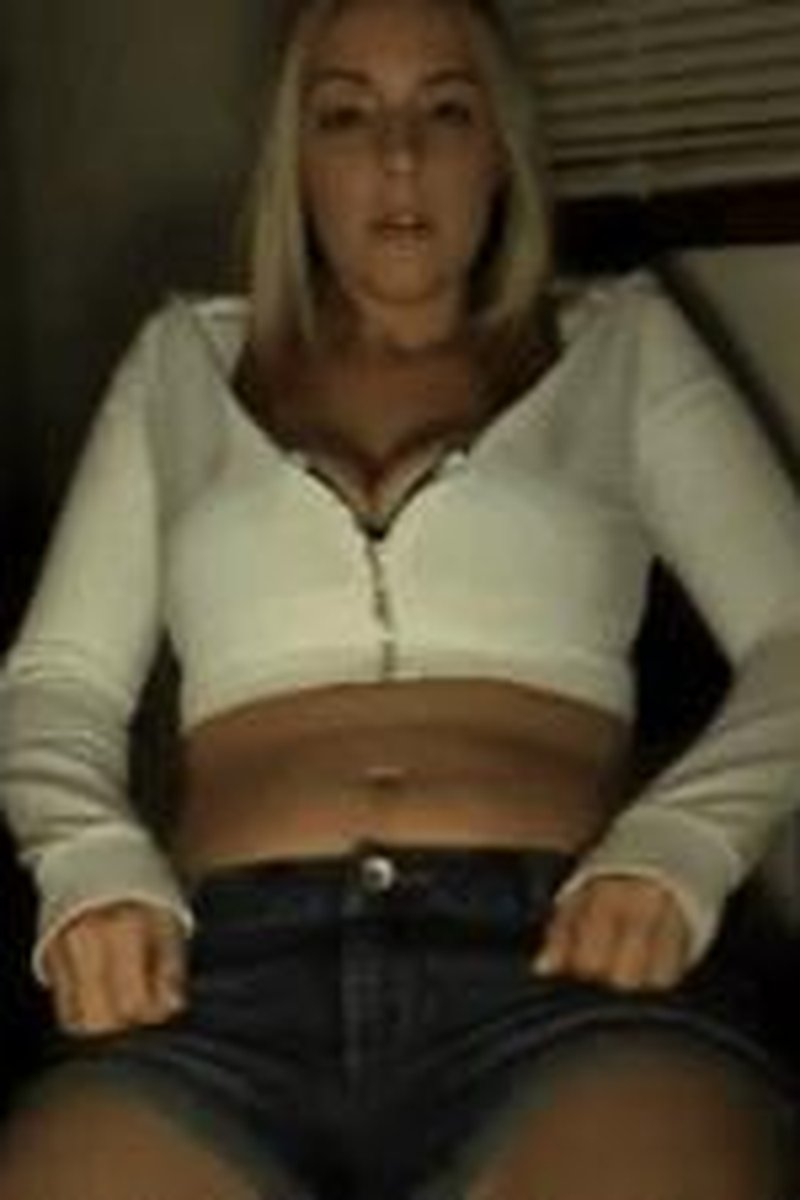 Two Magic Fingers - Screenshot 1 of 4 - Handjob