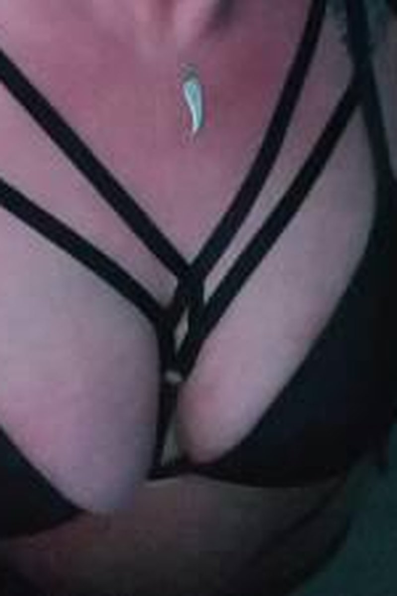 Busen - Screenshot 1 of 4 - Big Tits