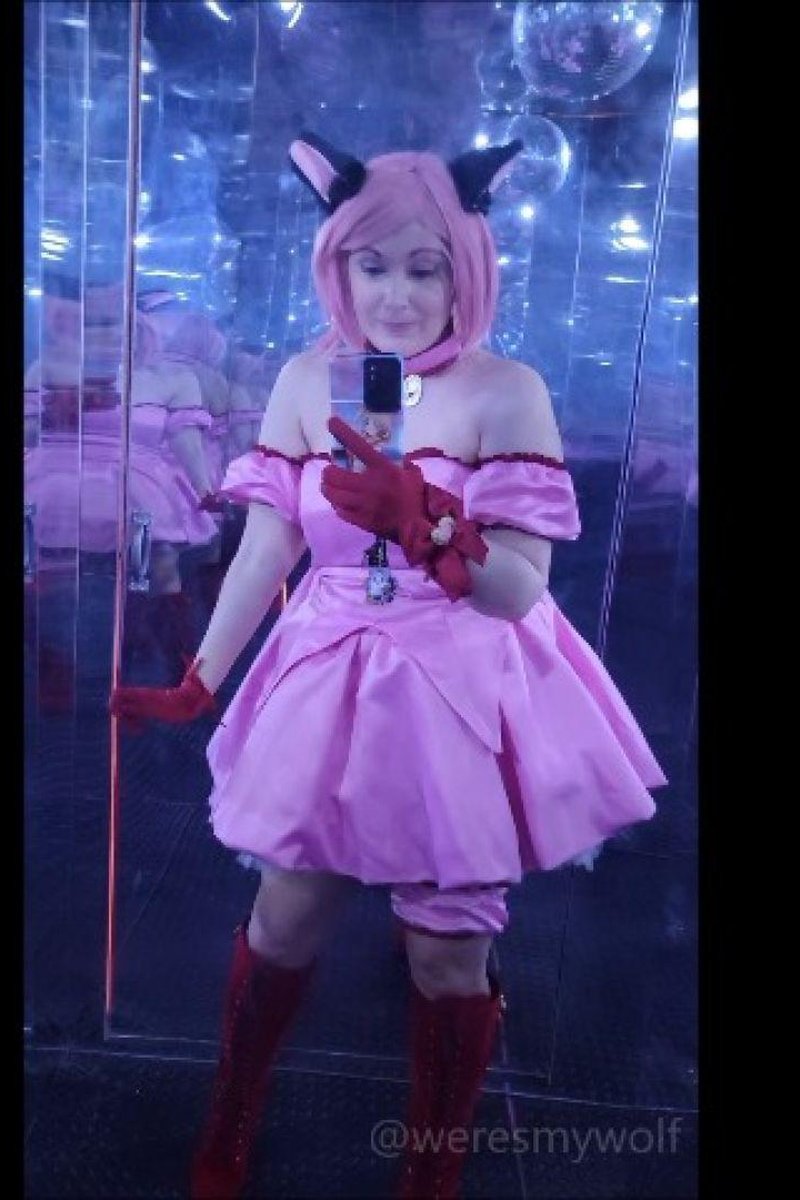 Mew Ichigo Cosplay Fun - Tokyo Mew Mew - Screenshot 1 of 4 - Cosplay