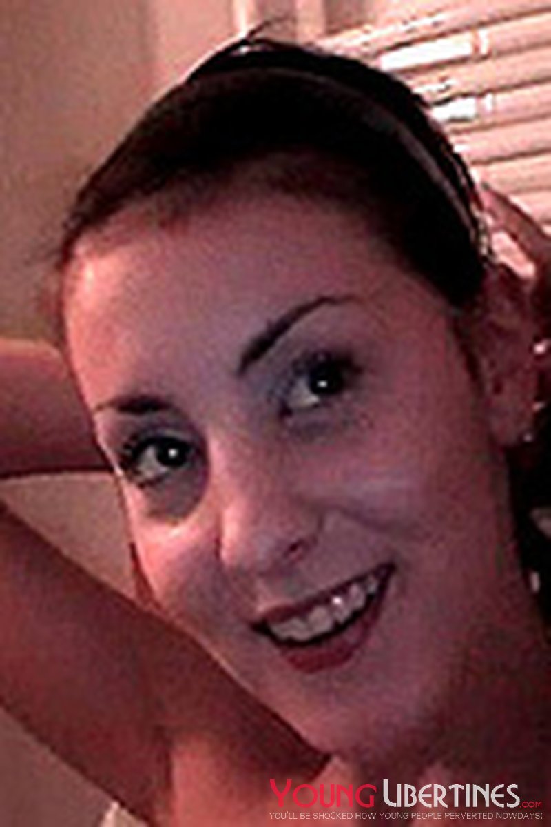 Bathing Together - Screenshot 1 of 4 - Amateur