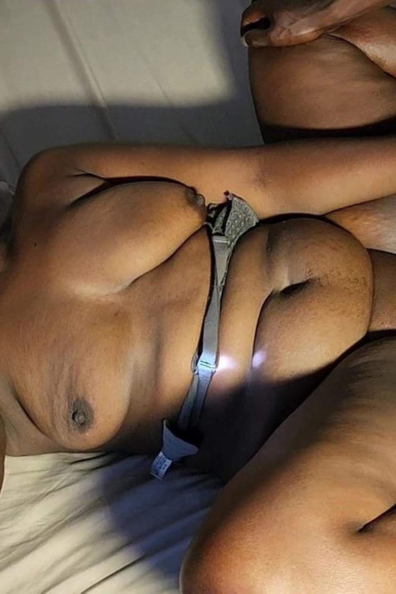MILF - Screenshot 1 of 4 - Babes