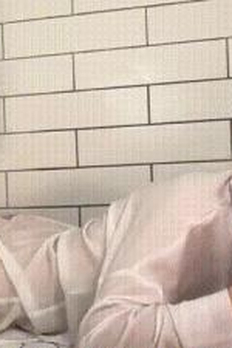 Shower JOI - Screenshot 1 of 4 - Foot Fetish