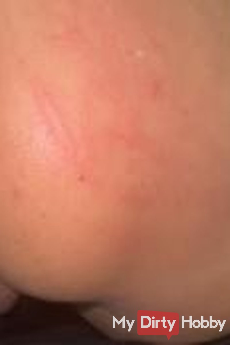 First Get the Butt Spanked - Screenshot 1 of 4 - Schmuse Milf