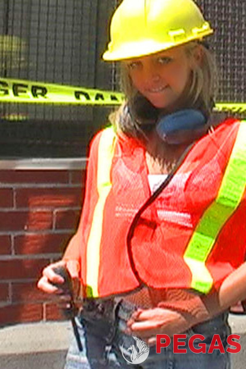 Construction Worker - Screenshot 1 of 4 - Candy Kiss